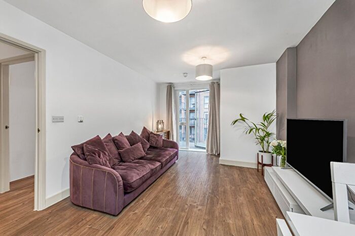 2 Bedroom Flat For Sale In Milles Square, Brixton, London, SW9