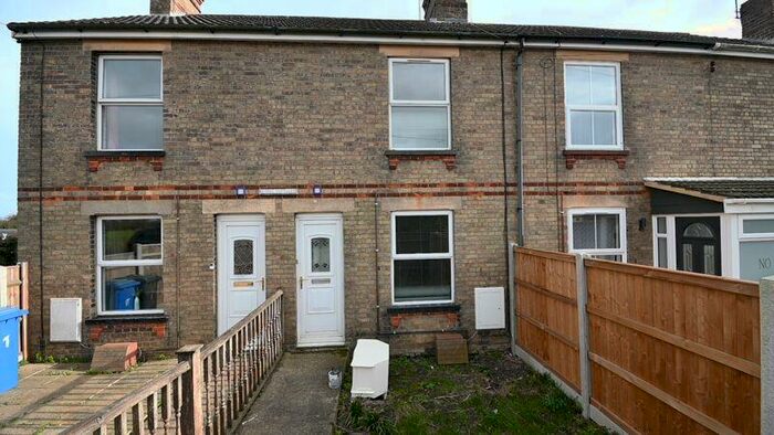 3 Bedroom Terraced House To Rent In London Road, Gisleham, NR33