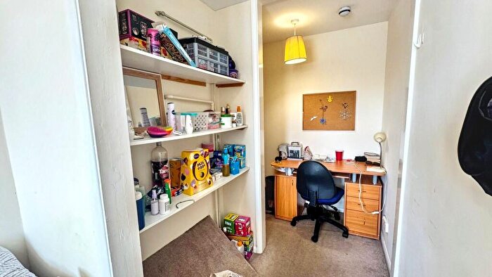 5 Bedroom Terraced House To Rent In Sullivan Close, Colchester, Essex, CO4