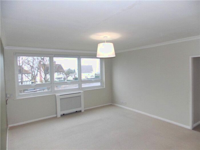 2 Bedroom Flat To Rent In South Norwood Hill, London, SE25