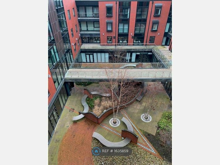 1 Bedroom Flat To Rent In St. Paul's Square, Birmingham, B3