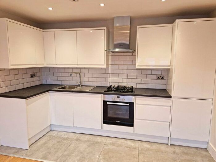 1 Bedroom Flat To Rent In Eastern Road, Bracknell, Berkshire, RG12