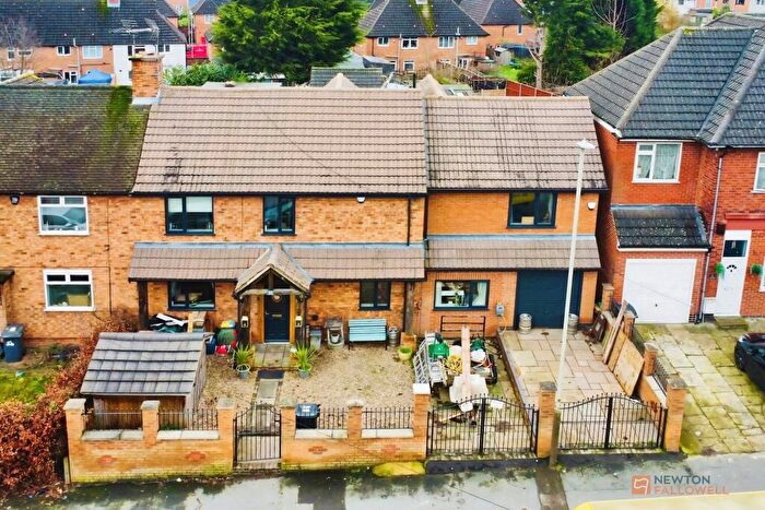 4 Bedroom Semi Detached House For Sale In Imperial Avenue, Braunstone, LE3