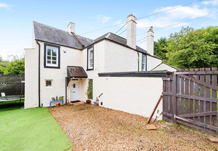 4 Bedroom Semi-Detached House For Sale In West Main Street, Broxburn, EH52
