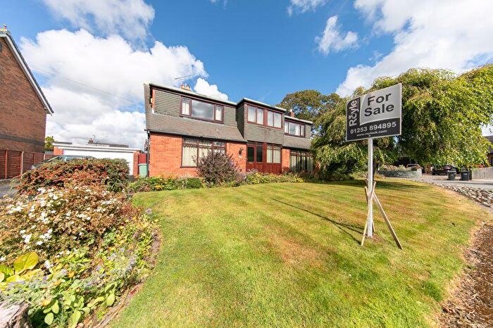 3 Bedroom Detached Bungalow For Sale In No., Oldfield Carr Lane, Poulton-le-Fylde, Lancs, FY6