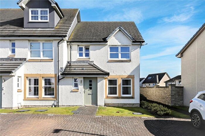 3 Bedroom End Of Terrace House For Sale In Canberra Crescent, Kirkcaldy, Fife, KY2