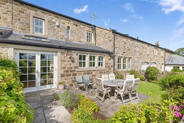 4 Bedroom Property For Sale In Weirside, Burley In Wharfedale, Ilkley, LS29