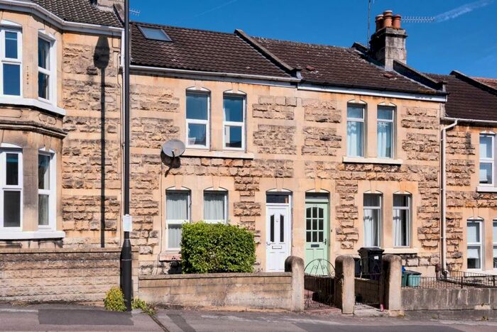 5 Bedroom Terraced House To Rent In Herbert Road, Bath, BA2