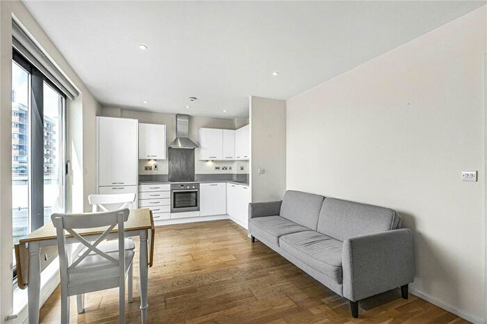 2 Bedroom Apartment To Rent In Devonport Street, Shadwell, London, E1