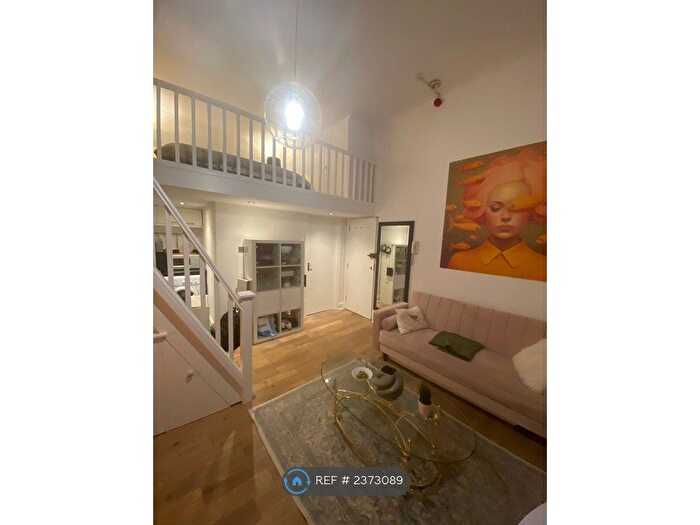 Studio To Rent In Sinclair Gardens, London, W14