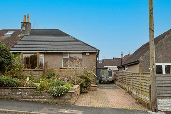 3 Bedroom Semi-Detached Bungalow For Sale In Westover Avenue, Warton, LA5