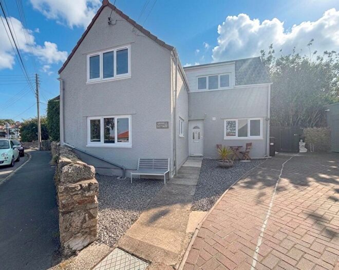 2 Bedroom Detached House For Sale In Elberton Road, Olveston, BS35