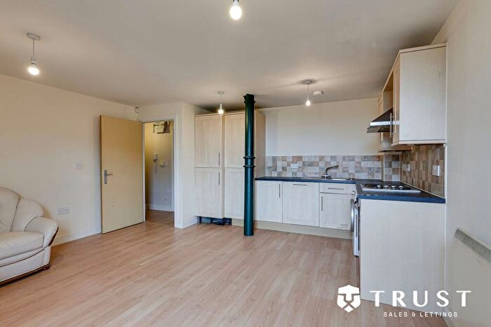 1 Bedroom Flat For Sale In Piccadilly, Bradford, BD1