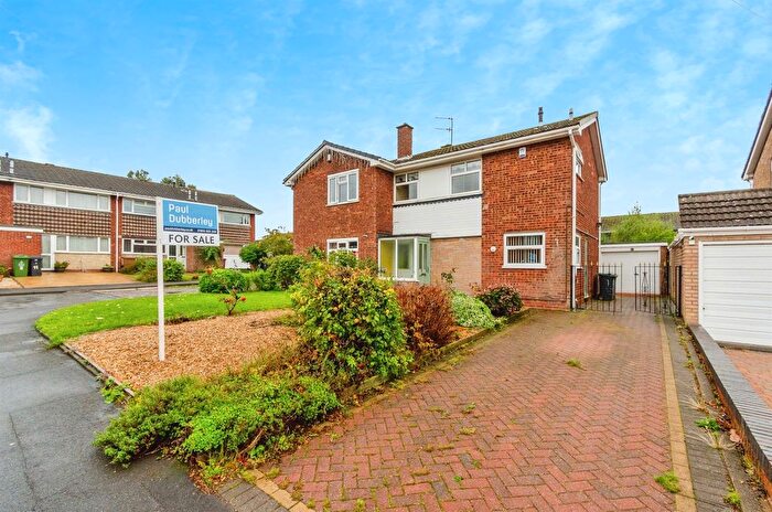 3 Bedroom Semi Detached House For Sale In Hillcrest Gardens, Willenhall, WV12