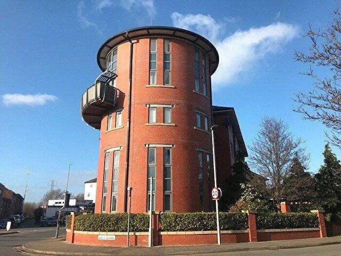 2 Bedroom Flat For Sale In New Crane Street, Chester, Cheshire, CH1