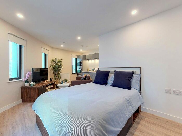 Studio To Rent In Apollo Residence, Sheffield, #, S1