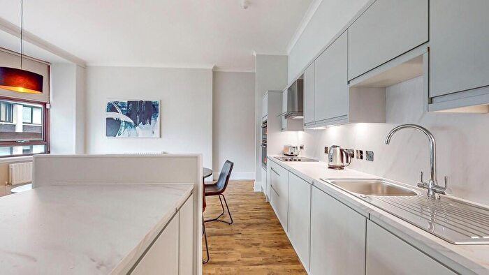 2 Bedroom Flat To Rent In Bath Street, City Centre, Glasgow, G2