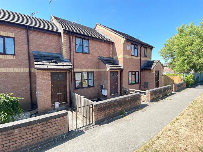 2 Bedroom Terraced House For Sale In Church Walk, Northwich, Cheshire West And Chester, CW9