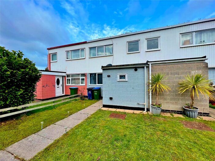 3 Bedroom Terraced House To Rent In Larch Close, Bognor Regis, West Sussex, PO22