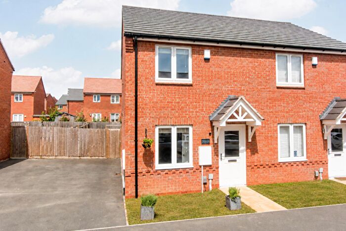 2 Bedroom Semi Detached House For Sale In Thomas Avenue, Market Harborough, LE16