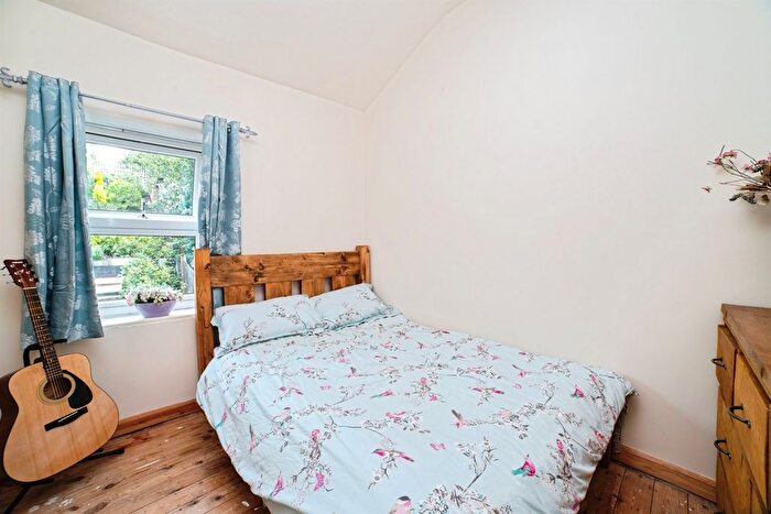 3 Bedroom Terraced House For Sale In Midland Terrace, Westhouses, Alfreton, DE55