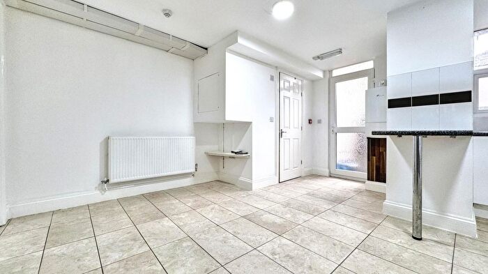 1 Bedroom Flat To Rent In Coldharbour Road, Westbury Park, Bristol, BS6