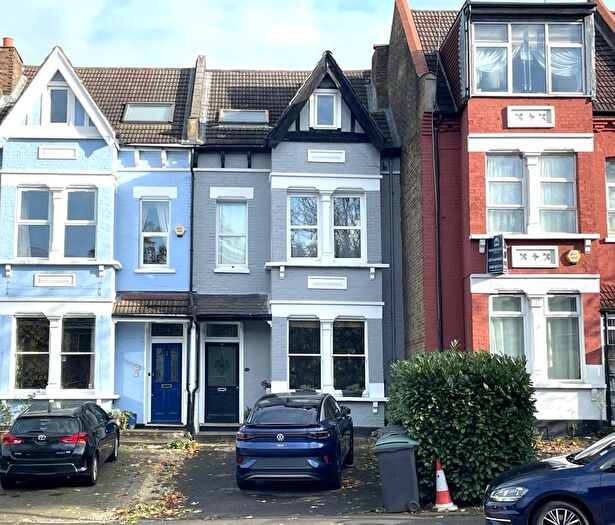 Parking For Sale In Colney Hatch Lane, Muswell Hill, N10