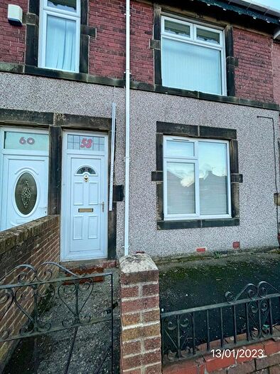 2 Bedroom Flat To Rent In Esk Street, Gateshead, NE9