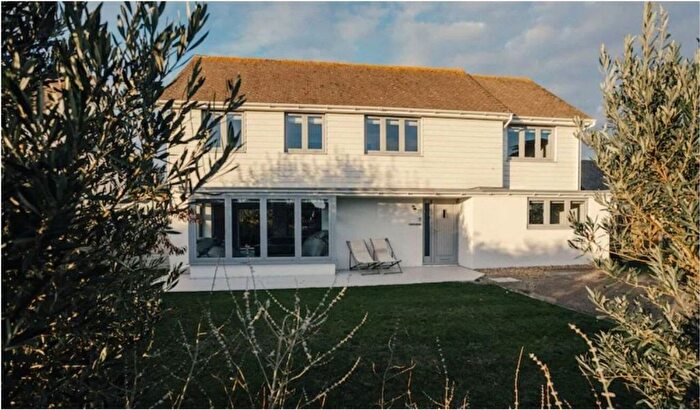 4 Bedroom Property For Sale In The Wad, West Wittering, PO20