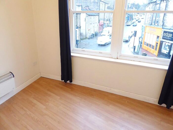 2 Bedroom Apartment To Rent In Brunswick Mews, Cheapside, LS27