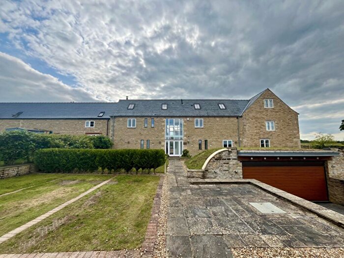 5 Bedroom Barn Conversion For Sale In Red Kite Barn, Great North Road, Peterborough, PE8