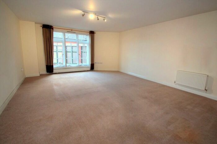 2 Bedroom Flat To Rent In Union Quay, North Shields, Tyne & Wear, NE30