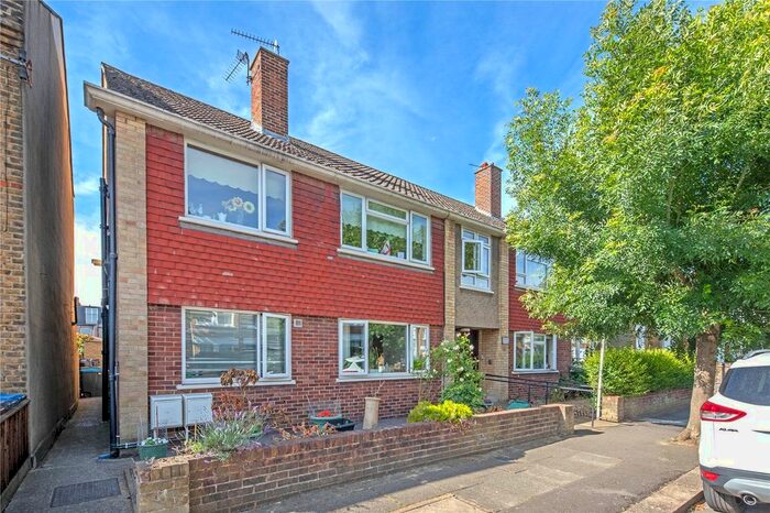 4 Bedroom Flat To Rent In Florence Road, Wimbledon, SW19