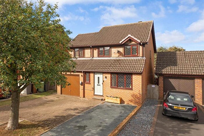 3 Bedroom Detached House For Sale In Fawkes Drive, Otley, LS21