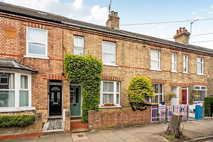 2 Bedroom Terraced House For Sale In Bower Street, Bedford, MK40