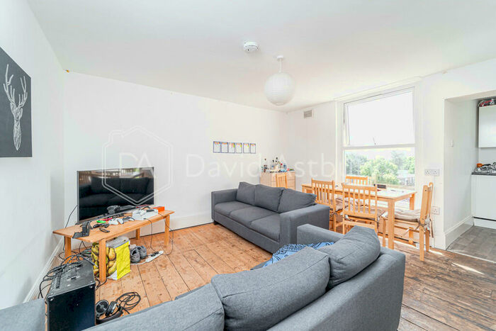 6 Bedroom Apartment To Rent In Hazellville Road, Archway, London, N19