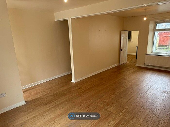 3 Bedroom Terraced House To Rent In Ropewalk Terrace, Neath, SA11