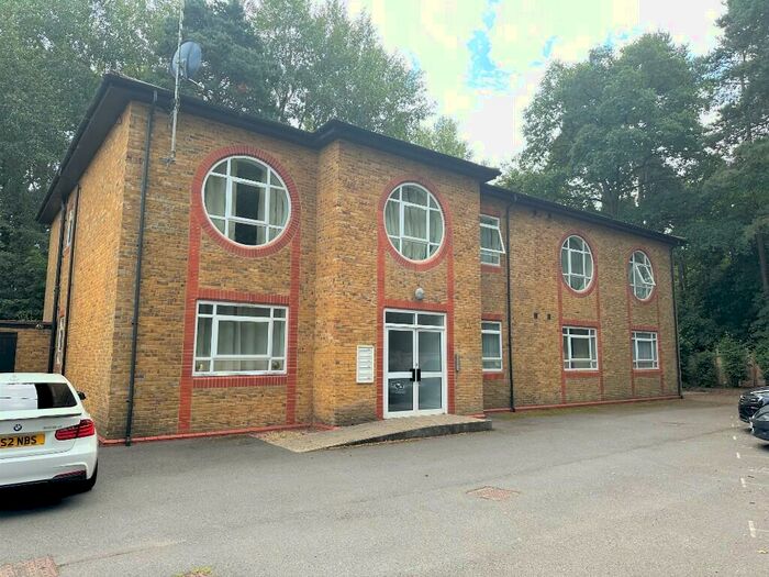 2 Bedroom Flat To Rent In Compton Place, Bordon, Hampshire, GU35