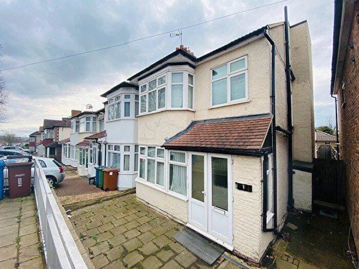 4 Bedroom Semi-Detached House For Sale In Turner Road, Edgware, HA8
