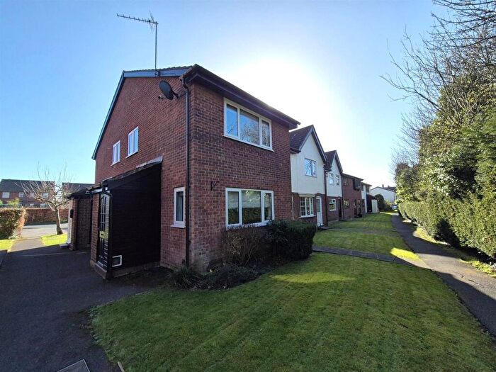 1 Bedroom Mews For Sale In Badgers Walk East, Lytham St. Annes, FY8