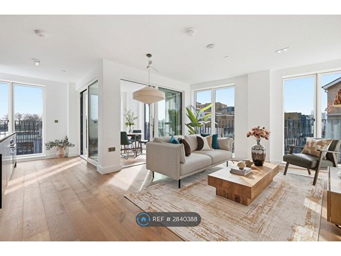 2 Bedroom Flat To Rent In White Horse Road, London, E1