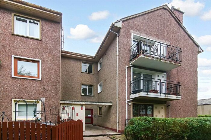 3 Bedroom Flat For Sale In Farie Street, Rutherglen, Glasgow, South Lanarkshire, G73