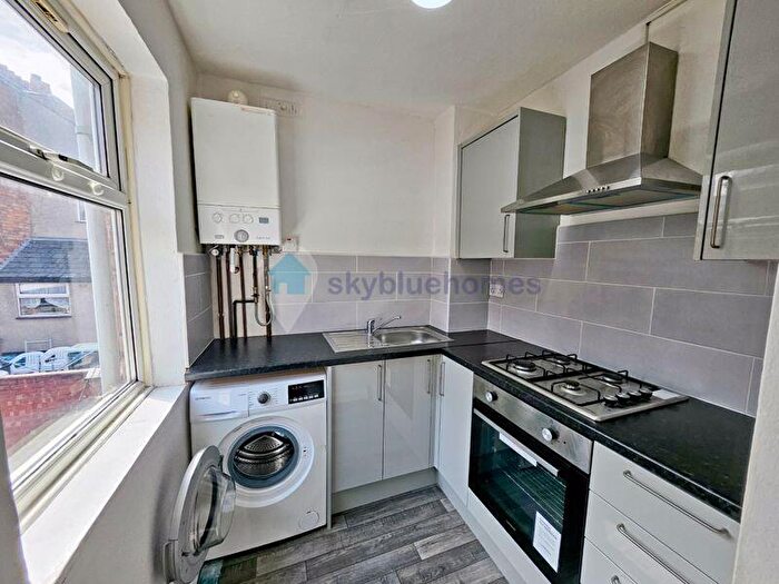 1 Bedroom Flat To Rent In Devana Road, Leicester, LE2