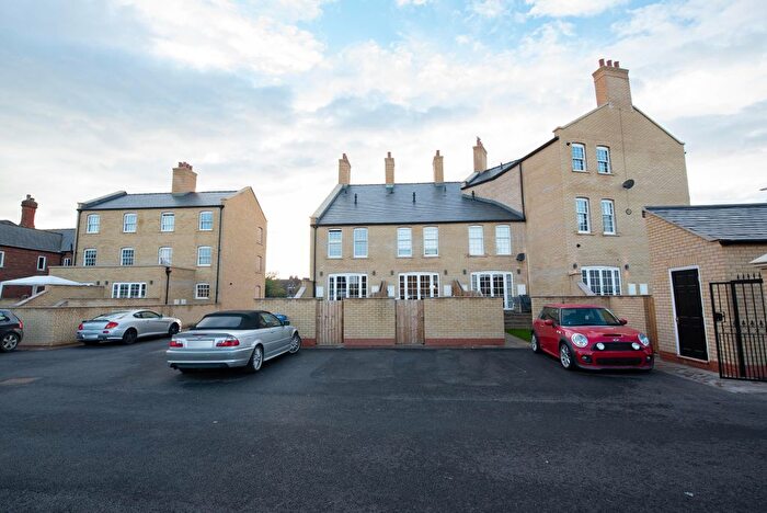 Block Of Flats For Sale In South End, Boston, PE21