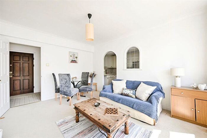 1 Bedroom Flat For Sale In Pemberton House, East Harding Street, Londo, EC4A