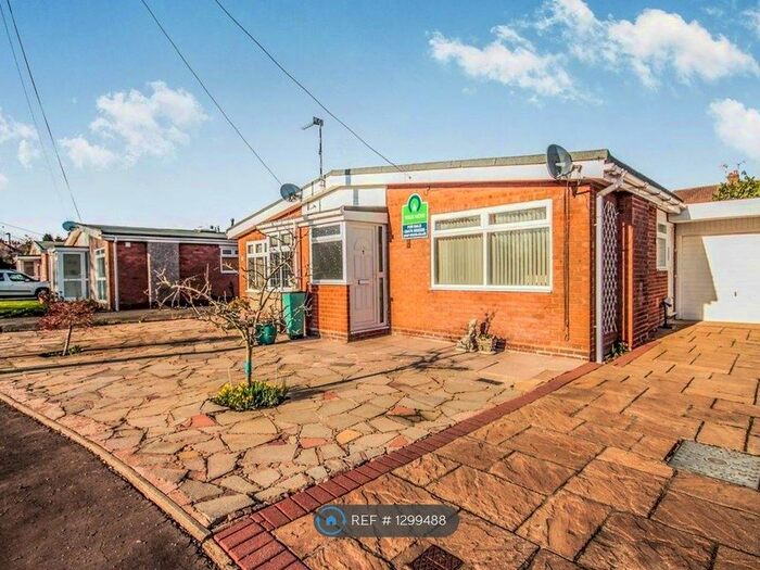 2 Bedroom Bungalow To Rent In Poolside Gardens, Coventry CV3