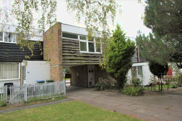 1 Bedroom Flat To Rent In Craybury End, New Eltham, SE9