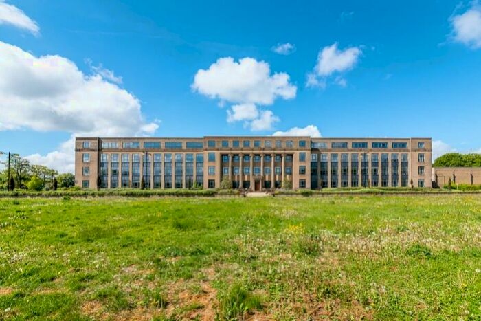 1 Bedroom Apartment To Rent In Card House, Bingley Road, Bradford, BD9