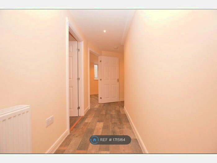 1 Bedroom Flat To Rent In Goldsworth Road, Woking, GU21