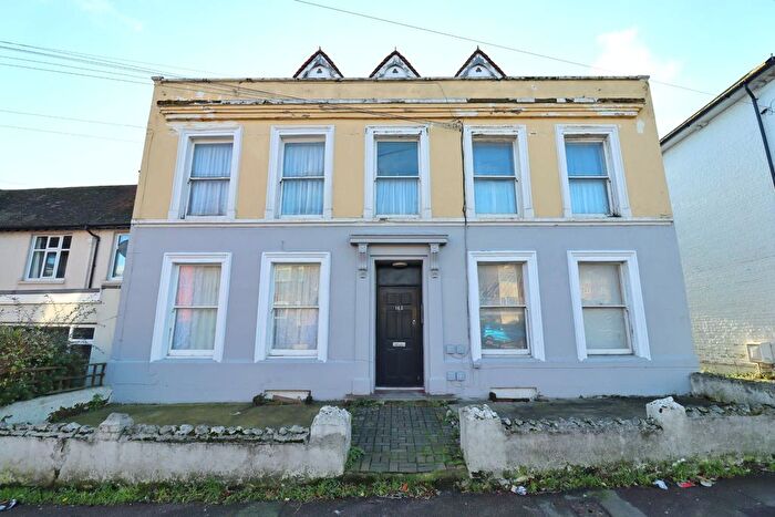 1 Bedroom Flat To Rent In Flat, High Street, Ramsgate, CT11